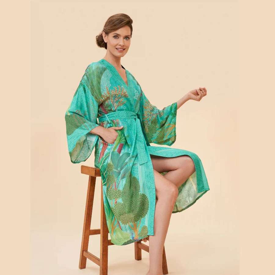 Powder - Secret Paradise Kimono Gown